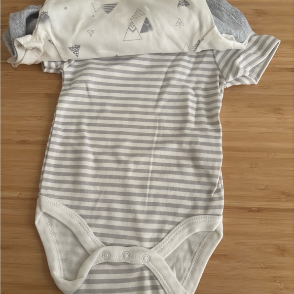 NWT Onesies - Picture 4 of 4